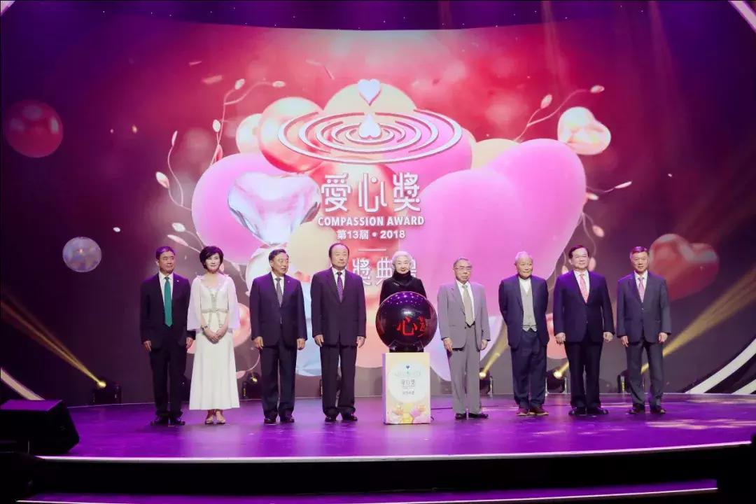 2025年香港正版资料免费大全——探索信息的海洋，香港正版资料大全，探索信息的海洋（2025版）