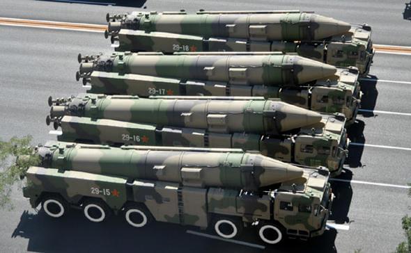 航母东风21D，中国海军力量的新里程碑，中国海军新里程碑，航母东风21D的力量展示