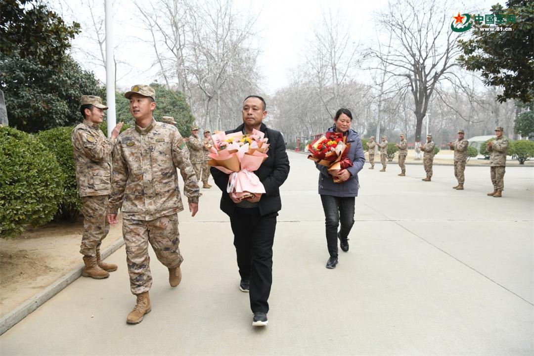 肖思远，荣耀军魂中的卓越之星，荣耀军魂之星，肖思远的卓越之路