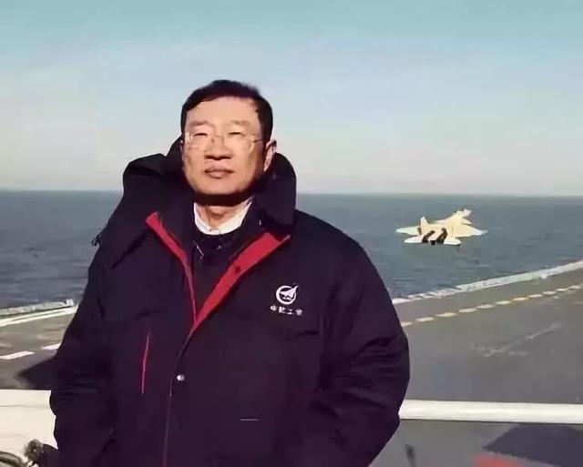 揭秘，谁是80后航母总设计师？，揭秘，航母总设计师竟是位80后！