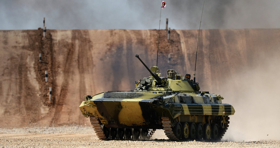 BMP2，经典步兵战车的传奇故事，BMP2步兵战车，传奇故事揭秘