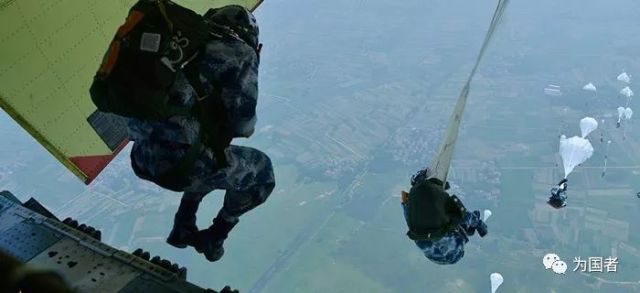 空降兵第15军最新军领导概览，空降兵第15军最新军领导概览及职责解析