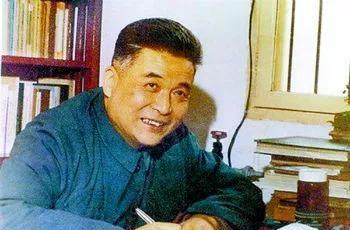 两弹一星之父到底是谁，邓稼先的卓越贡献，揭秘两弹一星之父邓稼先的卓越贡献与传奇人生