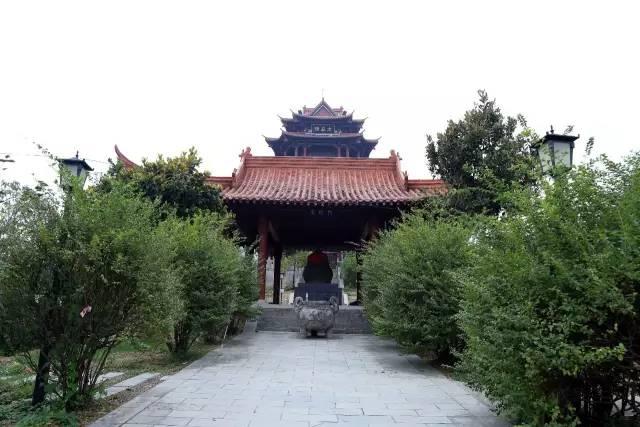 遵义舰，中国海军力量的骄傲与未来，遵义舰，中国海军力量的璀璨明珠与未来展望