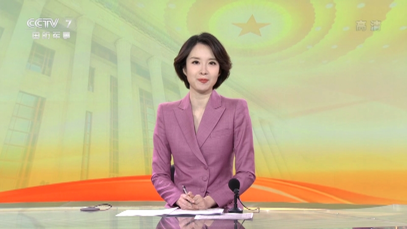 周瑜，国防军事频道主持人的风采，周瑜，国防军事频道主持人的魅力风采