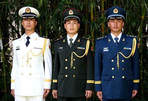 现役军装图片，展现力量与荣耀的象征，现役军装图片，力量与荣耀的展现