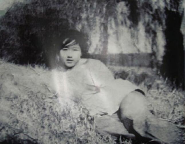捡白酒喝完抢救21天，生与死的边缘挣扎，捡白酒喝完抢救21天，生死边缘的挣扎之路