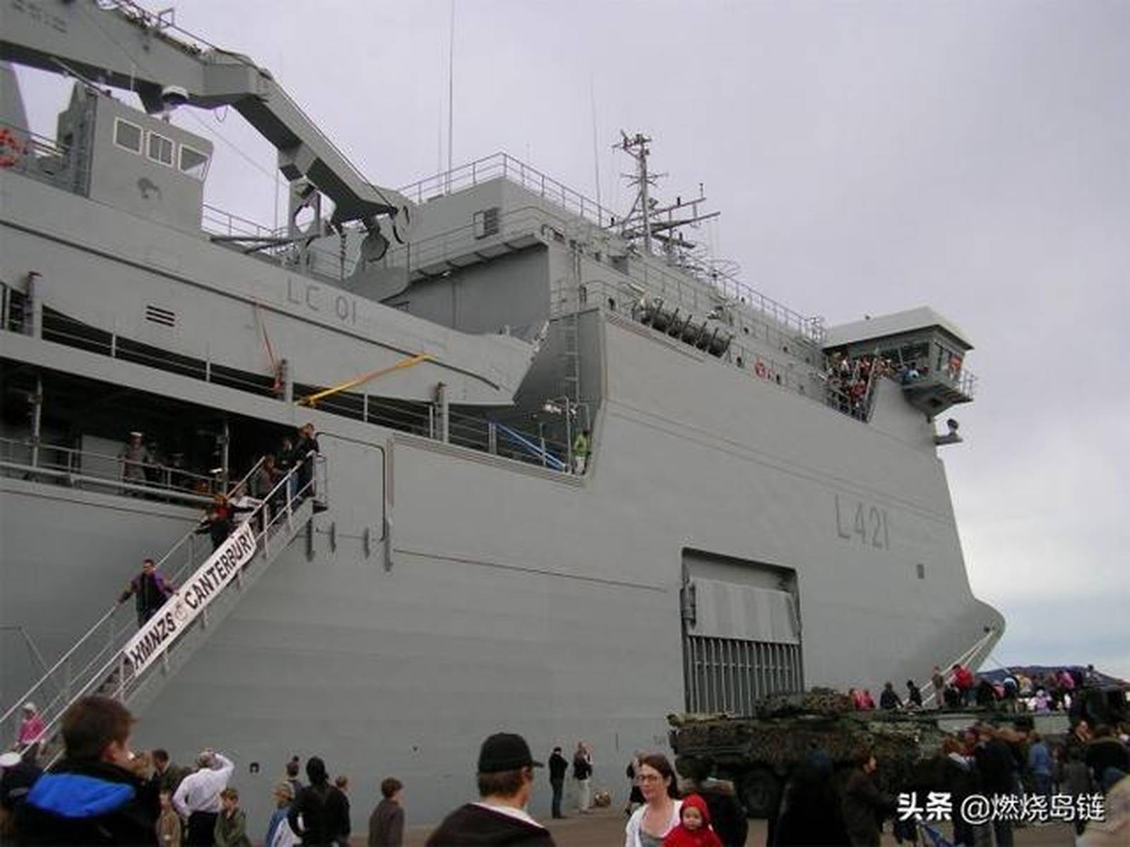 新西兰两栖运输舰，探索现代海军力量的典范，新西兰两栖运输舰，现代海军力量的典范探索