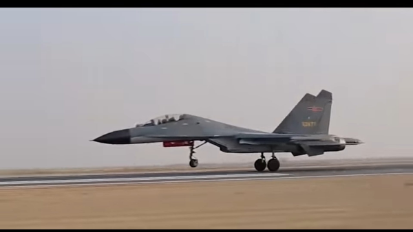 中巴军演歼-10与枭龙战机合影，展现空中力量的紧密合作与友谊的见证，中巴军演战机合影，空中力量的合作与友谊的见证——歼-10与枭龙战机共舞蓝天