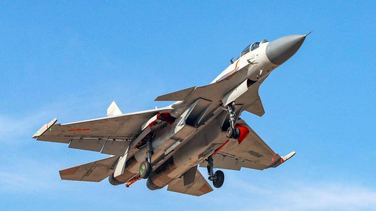 空军歼-15战斗机，中国空军的骄傲与力量象征，中国空军歼-15战斗机，空中力量的骄傲与象征