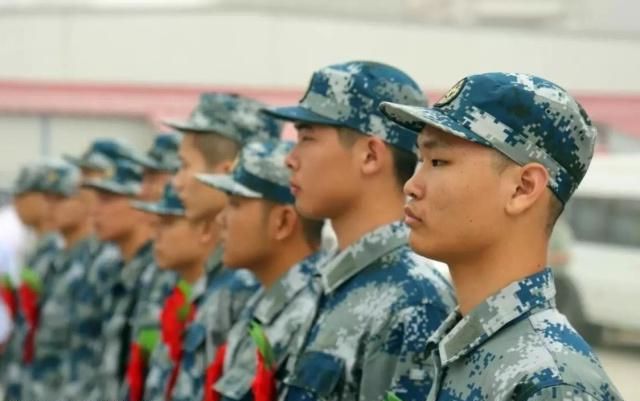 大学生入伍空军后的职责与担当，大学生入伍空军后的职责与担当，新时代青年的使命与荣耀