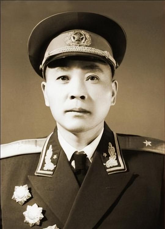 尹红星少将简历，起零少将之路，尹红星少将简历，起零之路上的军旅荣耀