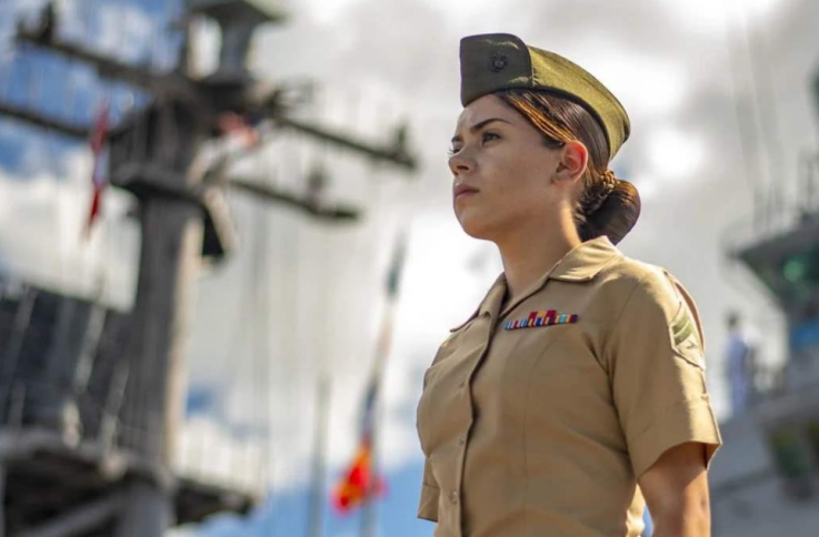女兵精神，坚韧、勇敢与荣耀的赞歌，女兵精神，坚韧、勇敢与荣耀的颂歌