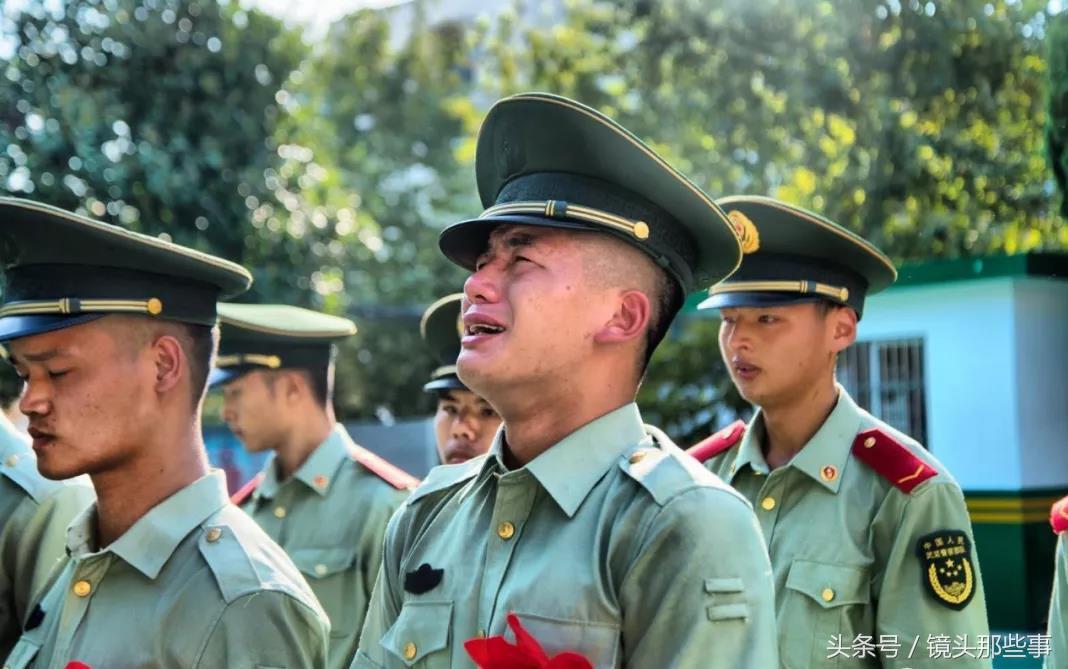 武警风采，帅气的力量展现，武警风采，展现帅气的力量