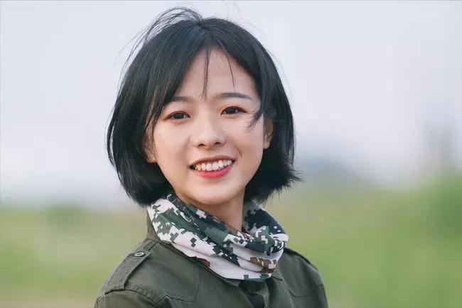 军事频道主持人庄晓莹，声音与力量的交汇，庄晓莹，声音与力量的交汇——军事频道主持人风采展露