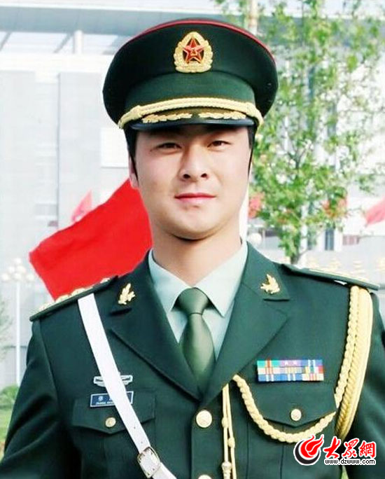 张洪杰，三军仪仗队副大队长的风采，张洪杰，三军仪仗队副大队长风采展