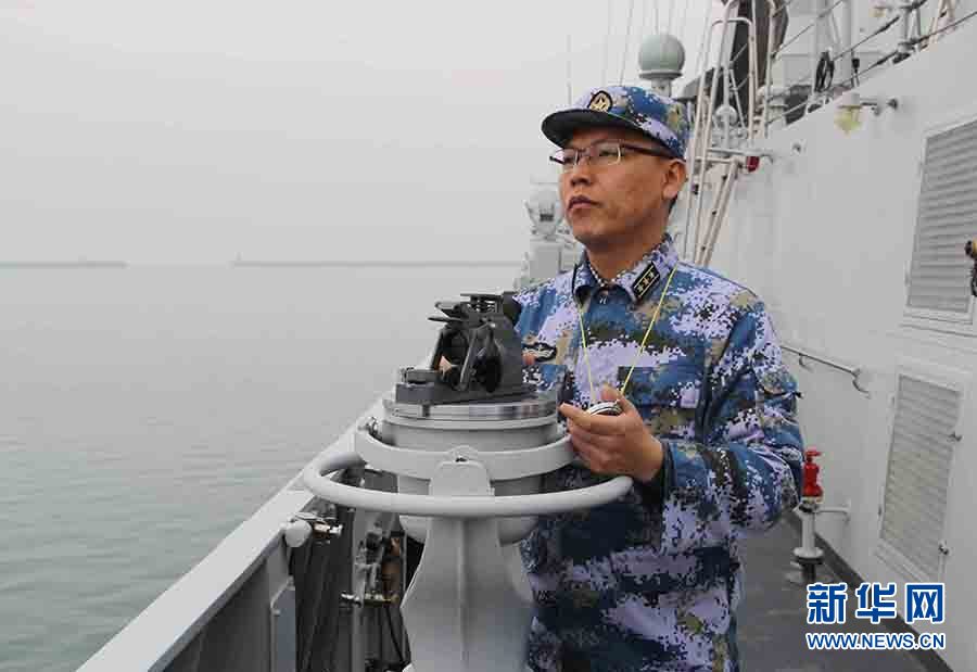 济南舰首任舰长，勇担使命，铸就辉煌，济南舰首任舰长勇担使命，铸就辉煌传奇