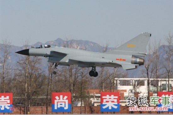 朝鲜购买中国战机，背景、影响与展望，朝鲜采购中国战机，交易背景、影响及未来展望
