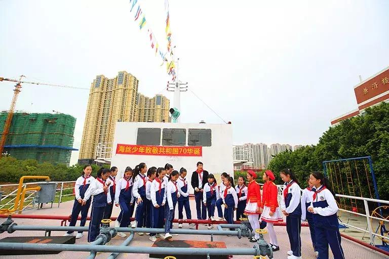 福建舰首航成功，中国海军力量新里程碑的铸就，福建舰首航成功，中国海军力量新里程碑的铸就