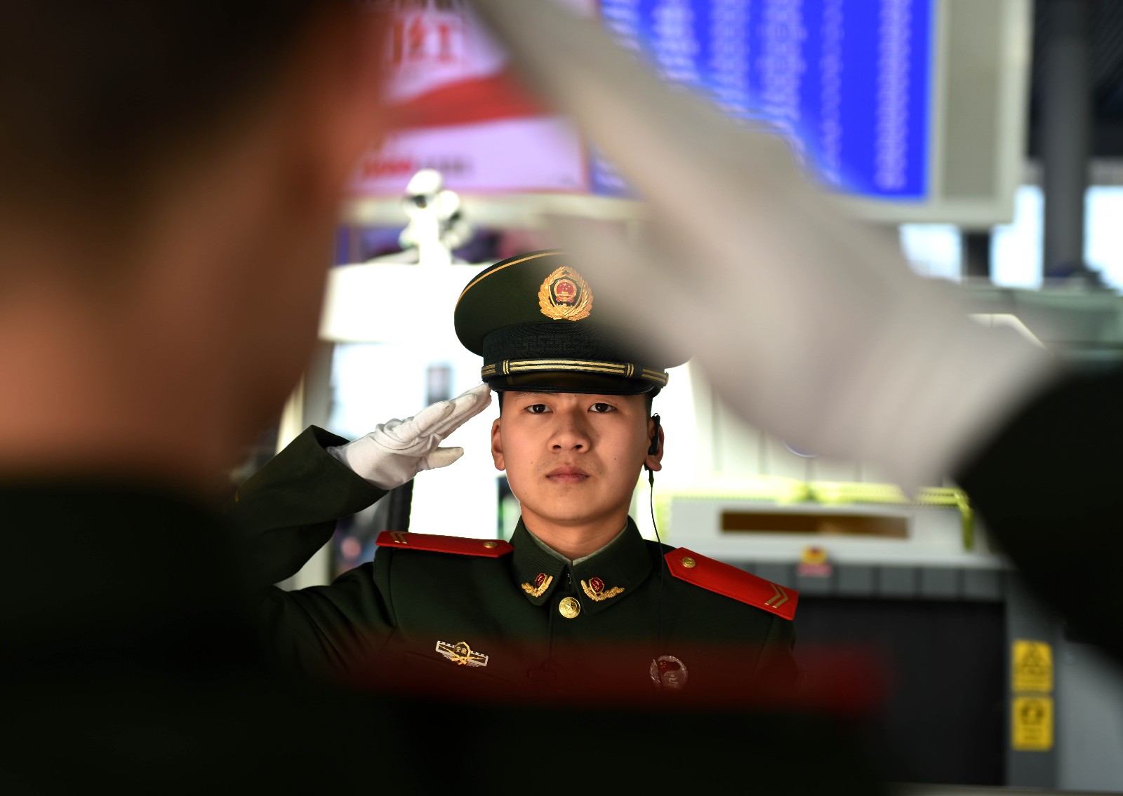 中国武警女军官，坚韧与力量的象征，中国武警女军官，坚韧与力量的典范