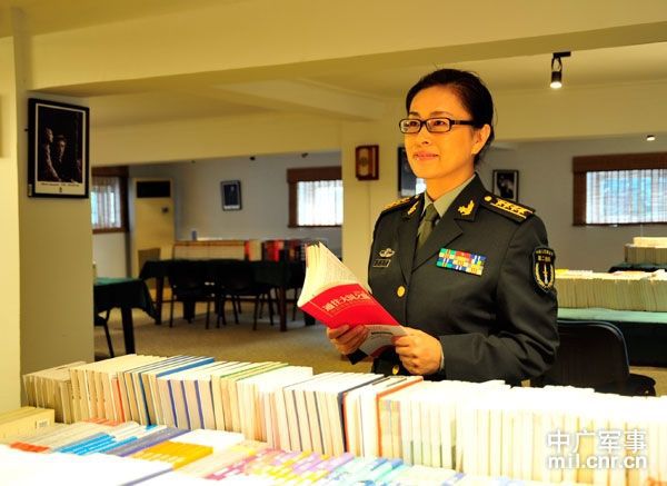国防大学李莉，揭秘一位杰出军事专家的出生年月，国防大学李莉，揭秘杰出军事专家的成长历程与出生年月