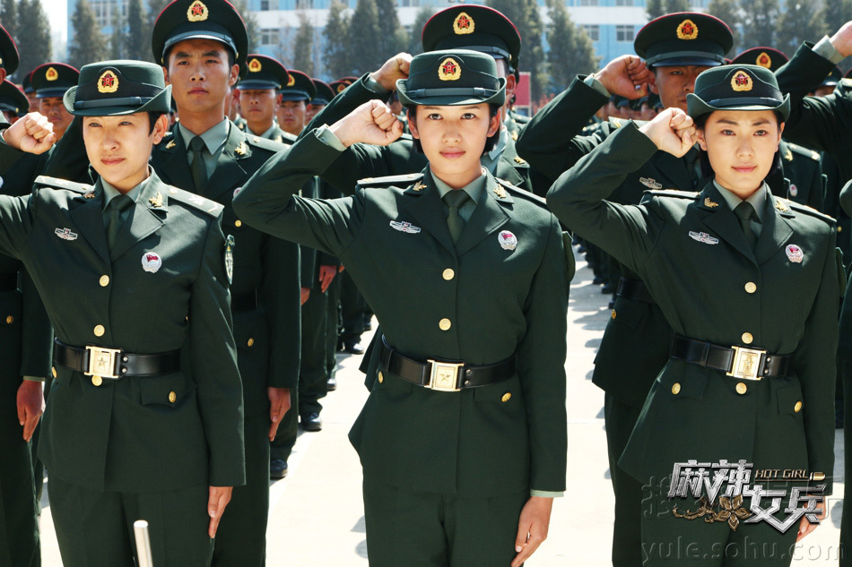 中国女特种兵的特殊训练视频，力量与勇气的展现，中国女特种兵力量与勇气展现，特殊训练视频揭秘