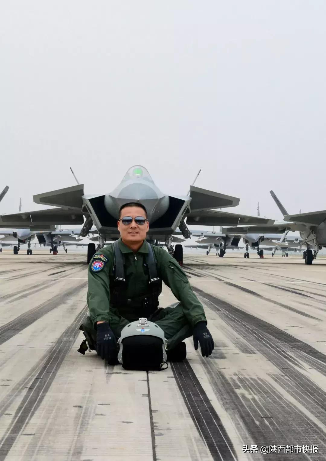 阅兵走在前面的军衔，荣耀与责任的象征，阅兵先导的军衔，荣耀与责任的引领之路