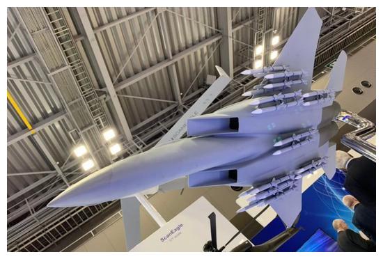 F-22战斗机携带导弹的能力，深度解析与探讨，F-22战斗机导弹携带能力深度解析