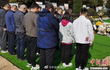 王焯冉奶奶知道了吗？那份无尽的思念与骄傲，王焯冉奶奶的思念与骄傲，无尽的牵挂与荣光