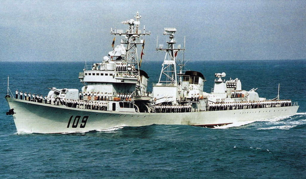 揭秘051C型导弹驱逐舰的武装配备——探索其导弹系统,揭秘,051C型导弹驱逐舰的武装配备深度解析——导弹系统全探索