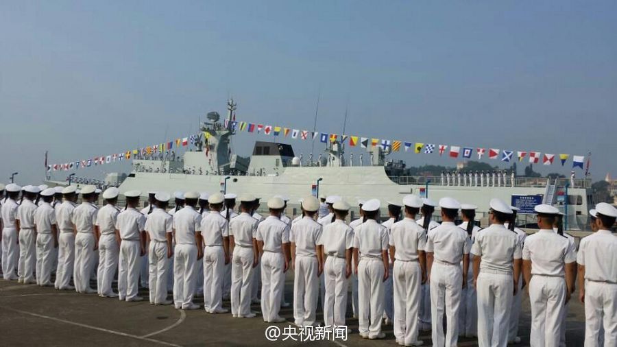 泉州舰服役，见证中国海军力量新篇章——关键词，泉州舰、056型护卫舰，泉州舰服役揭幕中国海军新篇章，056型护卫舰展现力量