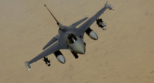 T-50战机绝美空中机动展示，T-50战机惊艳空中机动表演展示