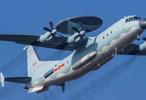 空警600上辽宁舰，空中力量的新里程碑，空警600登辽宁舰，空中力量新里程碑