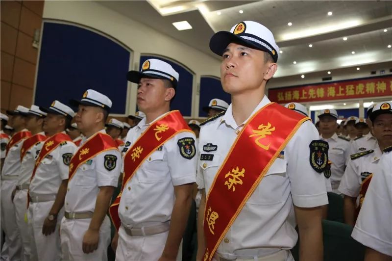 转业军官网，连接军民，共筑中国梦的重要桥梁，转业军官网，军民共筑中国梦的桥梁纽带