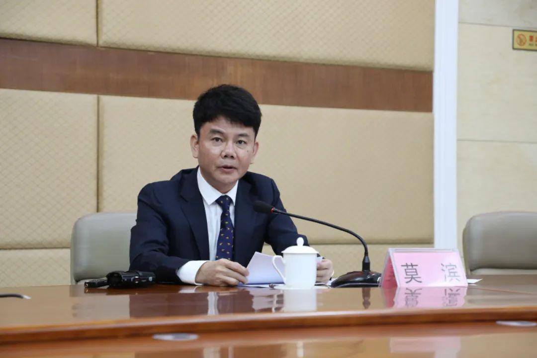 新闻发布会在哪个频道直播，探索直播时代的媒体融合之路，媒体融合时代下的直播频道探索，新闻发布会直播新动向