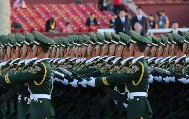 盛大的阅兵盛典,回顾与展望——纪念中国2015年阅兵仪式,纪念中国2015年阅兵仪式,盛大的阅兵盛典回顾与展望