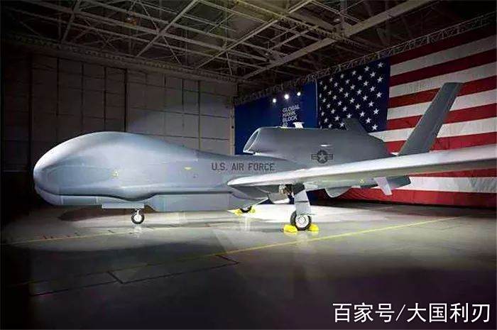 首次使用全球鹰无人机的历史与影响,全球鹰无人机的首飞历史及其深远影响