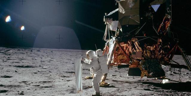 关于香港正版全年资料的探索与获取——免费资料在2025年的展望,香港正版全年资料的探索与获取,免费资料的未来展望(2025年)