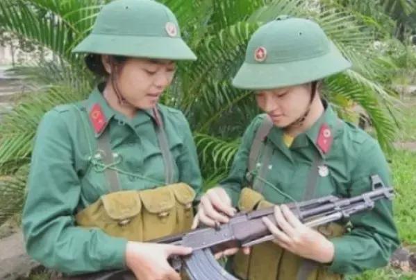 中国女兵在越南三级完整版,英勇、智慧与坚韧的象征,中国女兵在越南,英勇、智慧与坚韧的展现
