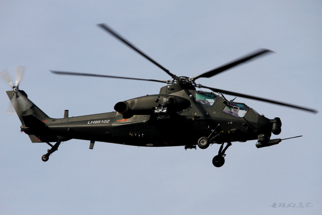 直-18宽体型直升机,空中巨无霸的崛起,直-18宽体型直升机,空中巨无霸的崛起之路