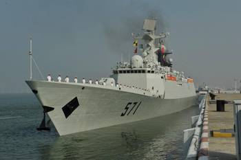 海军运城舰图片,展现中国海军力量的象征,海军运城舰图片,中国海军力量的骄傲象征