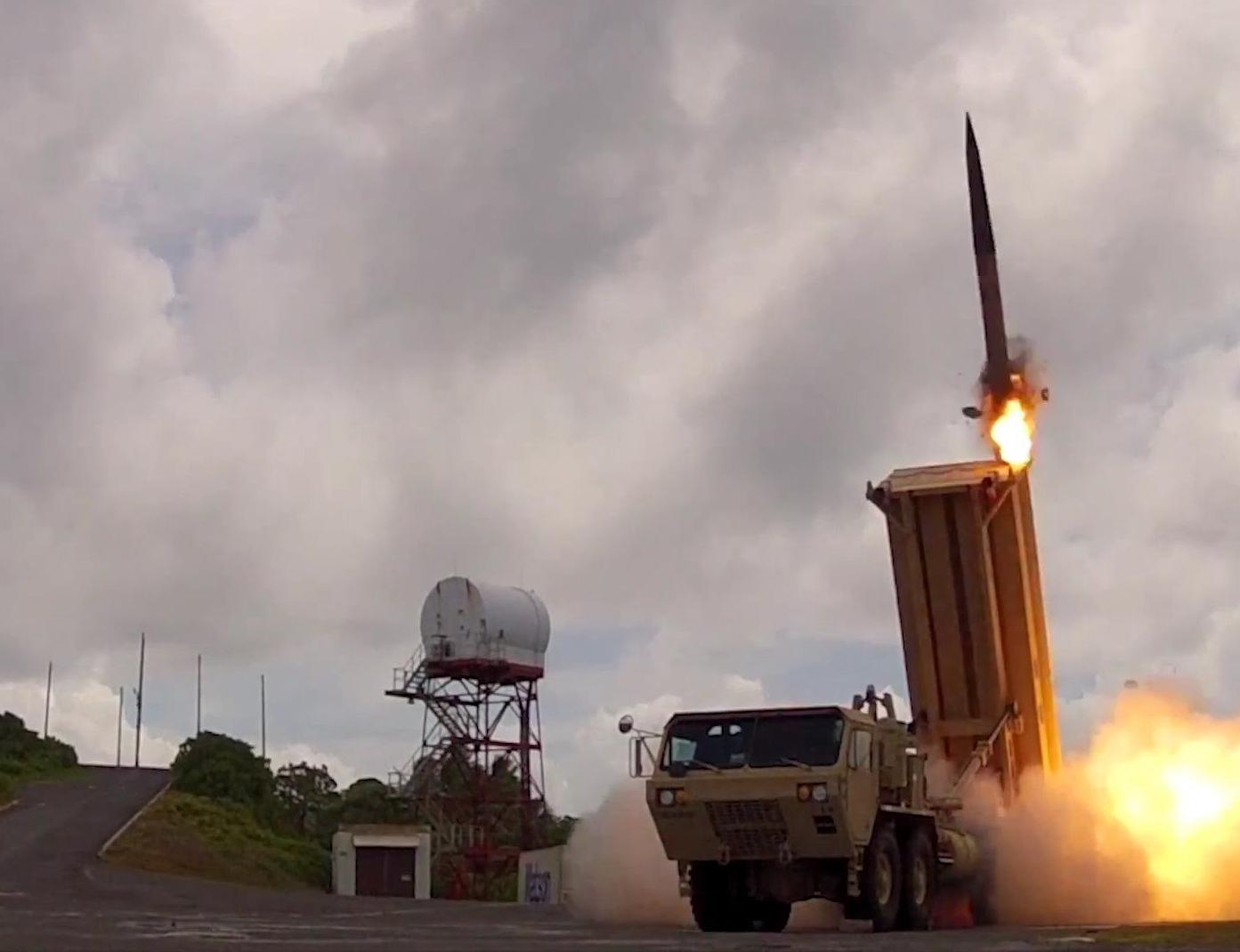 美国在韩国安装萨德导弹系统的争议与影响分析