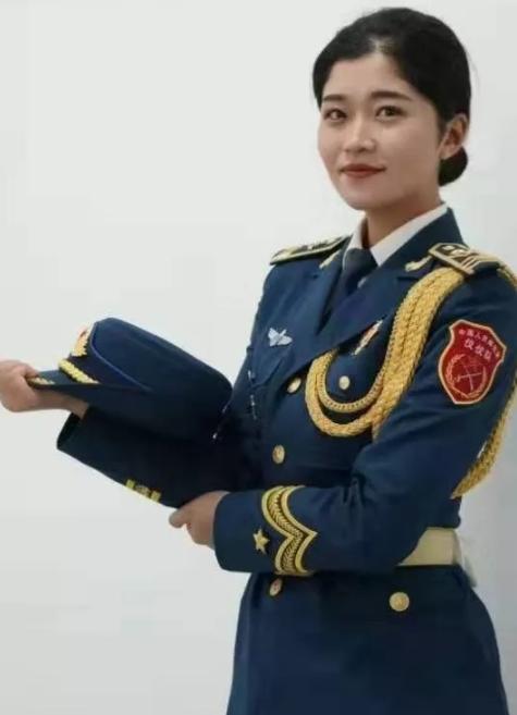 中国女兵仪仗队图片大全大图,荣耀与力量的展现,中国女兵仪仗队风采,荣耀与力量的完美展现