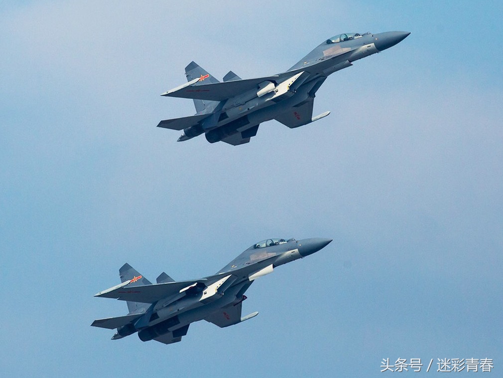 歼-16B简介,新一代空中霸主的风采,歼-16B新一代空中霸主风采展现