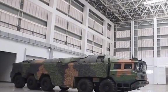 东风导弹家族,东风-21与东风-26导弹能否打击航母?,东风导弹家族,东风-21与东风-26导弹的航母打击能力探讨