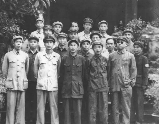 海南岛战役,谁率先发起?揭秘历史真相,海南岛战役,揭秘率先发起者的历史真相