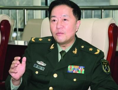 军事频道黄子轩个人资料详解,军事频道主持人黄子轩个人资料详解