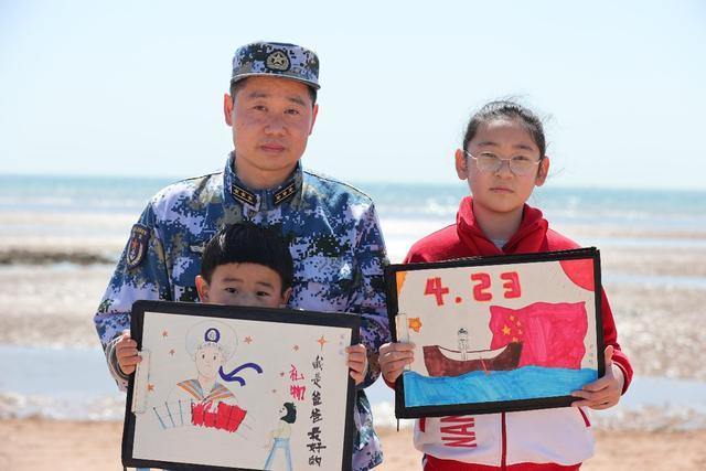 喜迎海军节,致敬蓝色海洋的守护者,致敬蓝色海洋守护者,海军节欢庆时刻