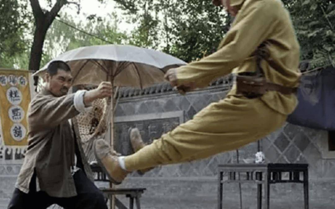 裤裆藏雷,揭秘背后的演员与故事,揭秘演员裤裆藏雷背后的故事