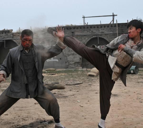 裤裆藏雷,揭秘背后的演员与故事,揭秘演员裤裆藏雷背后的故事